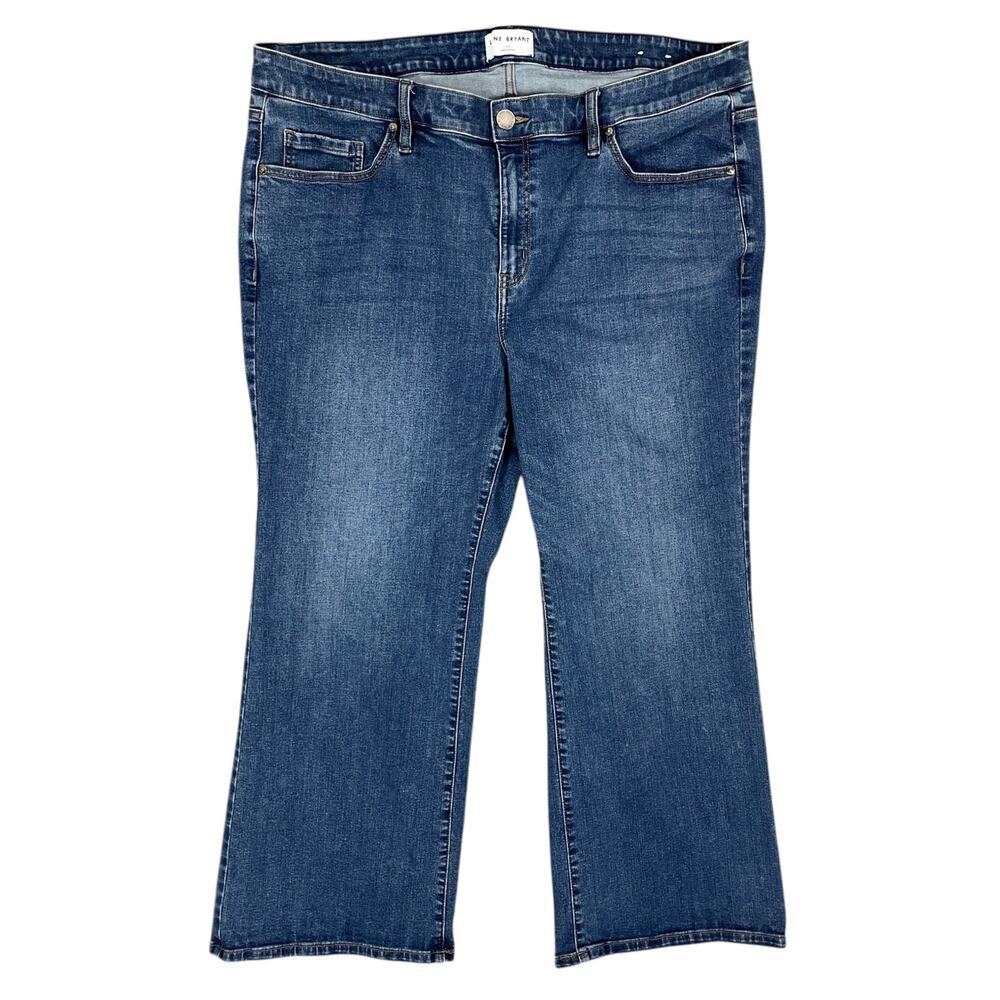 Lane Bryant Signature Fit Boot Jean Blue Denim 22 Short Casual Wardrobe Basics - Picture 4 of 15